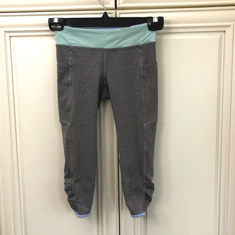 Ivivva by Lululemon girl’s crop leggings
